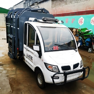 電動(dòng)掛桶垃圾車